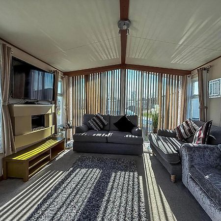 Stunning 6 Berth Caravan With Decking At Southview Holiday Park Ref 33175V Skegness Esterno foto